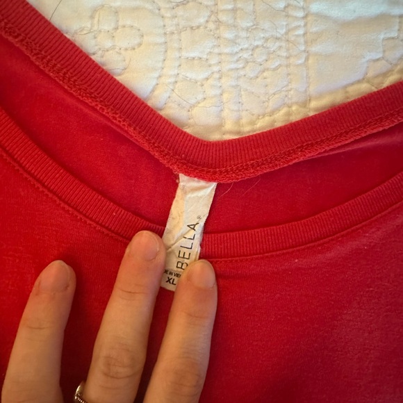 Blank Space Official Taylor Swift Merch Red Shirt - Picture 4 of 8